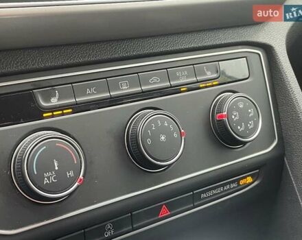 Черный Фольксваген Atlas, объемом двигателя 2 л и пробегом 161 тыс. км за 20800 $, фото 32 на Automoto.ua