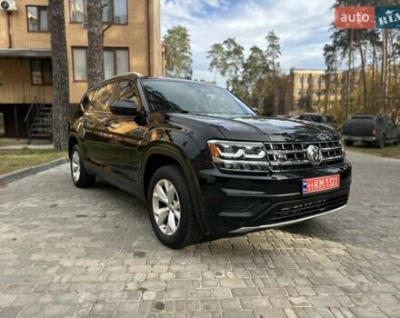 Чорний Фольксваген Atlas, об'ємом двигуна 2 л та пробігом 193 тис. км за 17950 $, фото 3 на Automoto.ua
