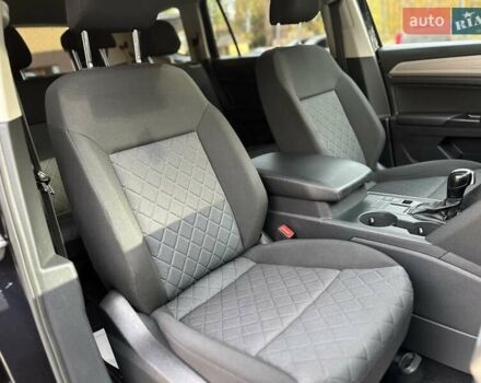 Чорний Фольксваген Atlas, об'ємом двигуна 2 л та пробігом 193 тис. км за 17950 $, фото 24 на Automoto.ua