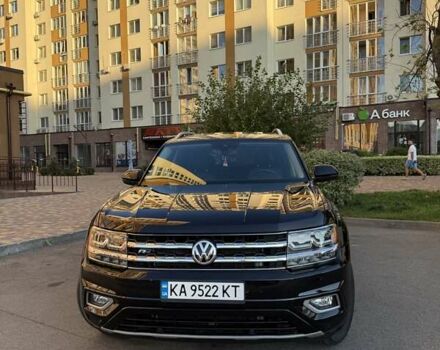 Черный Фольксваген Atlas, объемом двигателя 3.6 л и пробегом 126 тыс. км за 27700 $, фото 1 на Automoto.ua
