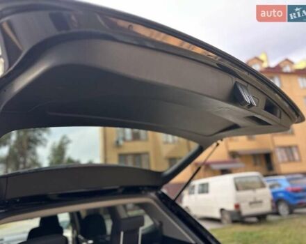 Чорний Фольксваген Atlas, об'ємом двигуна 2 л та пробігом 193 тис. км за 17950 $, фото 36 на Automoto.ua