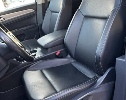 Черный Фольксваген Atlas, объемом двигателя 3.6 л и пробегом 168 тыс. км за 14700 $, фото 7 на Automoto.ua