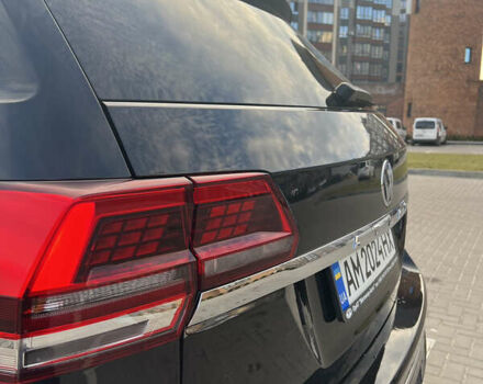 Черный Фольксваген Atlas, объемом двигателя 3.6 л и пробегом 122 тыс. км за 25000 $, фото 12 на Automoto.ua