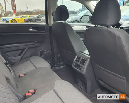 Черный Фольксваген Atlas, объемом двигателя 2 л и пробегом 235 тыс. км за 22300 $, фото 28 на Automoto.ua