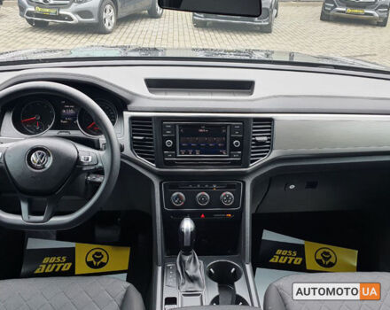 Черный Фольксваген Atlas, объемом двигателя 2 л и пробегом 235 тыс. км за 22300 $, фото 11 на Automoto.ua