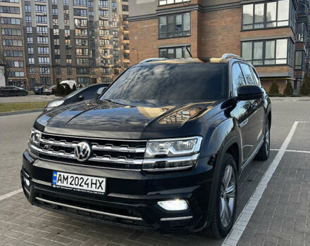 Черный Фольксваген Atlas, объемом двигателя 3.6 л и пробегом 122 тыс. км за 25000 $, фото 10 на Automoto.ua