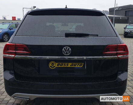 Черный Фольксваген Atlas, объемом двигателя 2 л и пробегом 235 тыс. км за 22300 $, фото 5 на Automoto.ua