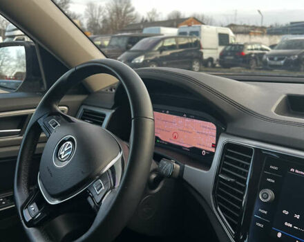 Черный Фольксваген Atlas, объемом двигателя 3.6 л и пробегом 122 тыс. км за 25000 $, фото 37 на Automoto.ua