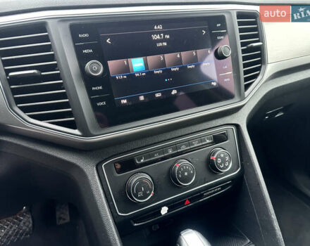 Чорний Фольксваген Atlas, об'ємом двигуна 3.6 л та пробігом 176 тис. км за 17999 $, фото 12 на Automoto.ua