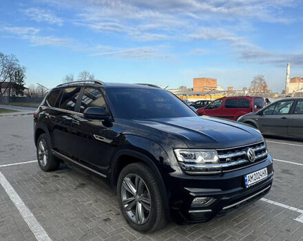 Черный Фольксваген Atlas, объемом двигателя 3.6 л и пробегом 122 тыс. км за 25000 $, фото 5 на Automoto.ua