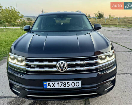 Чорний Фольксваген Atlas, об'ємом двигуна 3.6 л та пробігом 87 тис. км за 27500 $, фото 1 на Automoto.ua