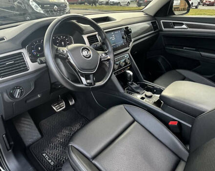 Черный Фольксваген Atlas, объемом двигателя 3.6 л и пробегом 122 тыс. км за 25000 $, фото 22 на Automoto.ua