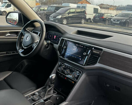 Черный Фольксваген Atlas, объемом двигателя 3.6 л и пробегом 122 тыс. км за 25000 $, фото 36 на Automoto.ua