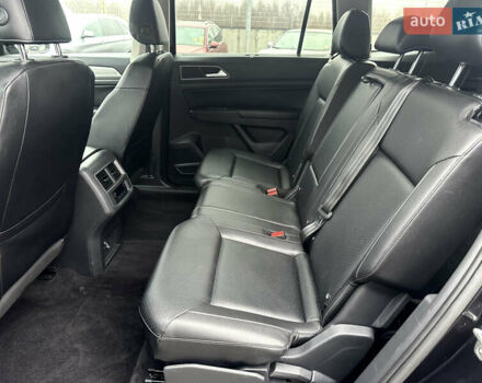 Чорний Фольксваген Atlas, об'ємом двигуна 3.6 л та пробігом 176 тис. км за 17999 $, фото 16 на Automoto.ua