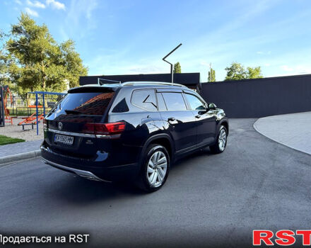 Черный Фольксваген Atlas, объемом двигателя 3.6 л и пробегом 68 тыс. км за 20800 $, фото 3 на Automoto.ua