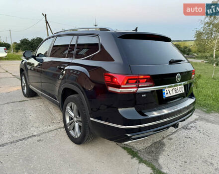 Чорний Фольксваген Atlas, об'ємом двигуна 3.6 л та пробігом 87 тис. км за 27500 $, фото 10 на Automoto.ua