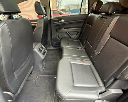 Черный Фольксваген Atlas, объемом двигателя 3.6 л и пробегом 80 тыс. км за 19900 $, фото 8 на Automoto.ua