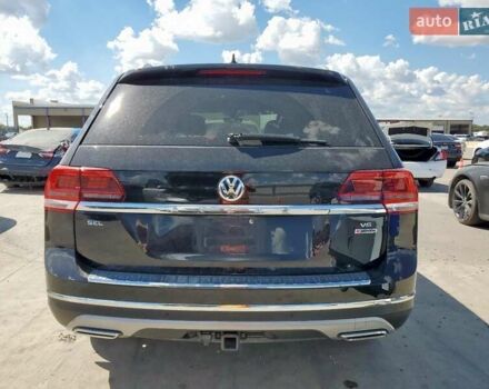 Черный Фольксваген Atlas, объемом двигателя 3.6 л и пробегом 130 тыс. км за 5000 $, фото 5 на Automoto.ua