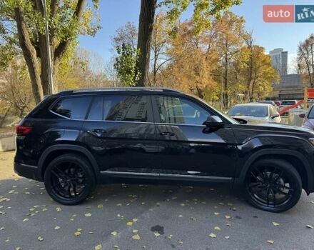 Черный Фольксваген Atlas, объемом двигателя 3.6 л и пробегом 69 тыс. км за 32000 $, фото 14 на Automoto.ua