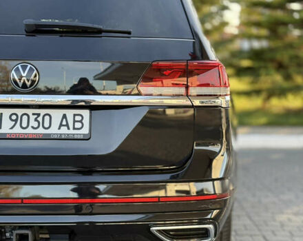 Черный Фольксваген Atlas, объемом двигателя 3.6 л и пробегом 128 тыс. км за 25000 $, фото 27 на Automoto.ua