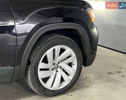 Чорний Фольксваген Atlas, об'ємом двигуна 3.6 л та пробігом 88 тис. км за 26500 $, фото 3 на Automoto.ua