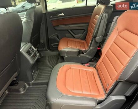 Чорний Фольксваген Atlas, об'ємом двигуна 3.6 л та пробігом 60 тис. км за 32500 $, фото 16 на Automoto.ua