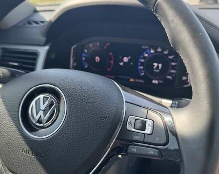 Черный Фольксваген Atlas, объемом двигателя 1.98 л и пробегом 138 тыс. км за 25500 $, фото 4 на Automoto.ua