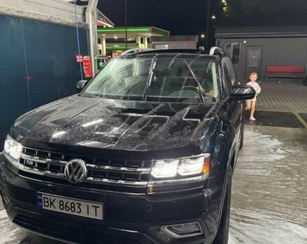 Черный Фольксваген Atlas, объемом двигателя 1.98 л и пробегом 138 тыс. км за 25500 $, фото 10 на Automoto.ua