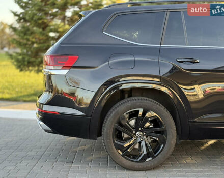 Черный Фольксваген Atlas, объемом двигателя 3.6 л и пробегом 128 тыс. км за 25000 $, фото 32 на Automoto.ua