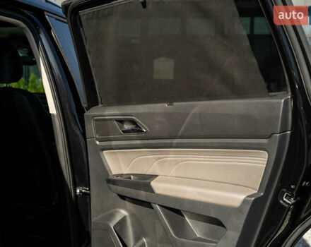 Черный Фольксваген Atlas, объемом двигателя 3.6 л и пробегом 111 тыс. км за 29800 $, фото 49 на Automoto.ua