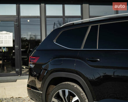 Черный Фольксваген Atlas, объемом двигателя 3.6 л и пробегом 111 тыс. км за 29800 $, фото 9 на Automoto.ua