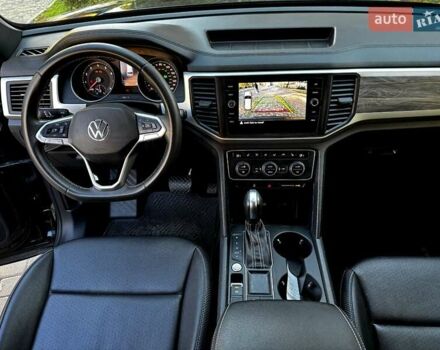 Черный Фольксваген Atlas, объемом двигателя 3.6 л и пробегом 69 тыс. км за 27500 $, фото 57 на Automoto.ua