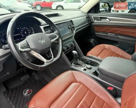 Чорний Фольксваген Atlas, об'ємом двигуна 3.6 л та пробігом 60 тис. км за 32500 $, фото 12 на Automoto.ua