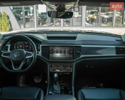 Черный Фольксваген Atlas, объемом двигателя 3.6 л и пробегом 111 тыс. км за 29800 $, фото 24 на Automoto.ua