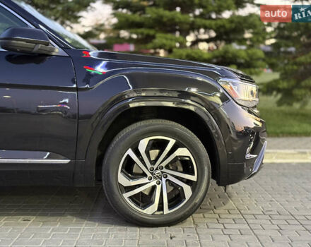 Чорний Фольксваген Atlas, об'ємом двигуна 3.6 л та пробігом 82 тис. км за 29000 $, фото 28 на Automoto.ua