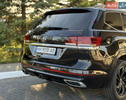 Черный Фольксваген Atlas, объемом двигателя 3.6 л и пробегом 128 тыс. км за 25000 $, фото 33 на Automoto.ua