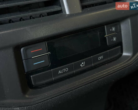 Черный Фольксваген Atlas, объемом двигателя 3.6 л и пробегом 128 тыс. км за 25000 $, фото 9 на Automoto.ua