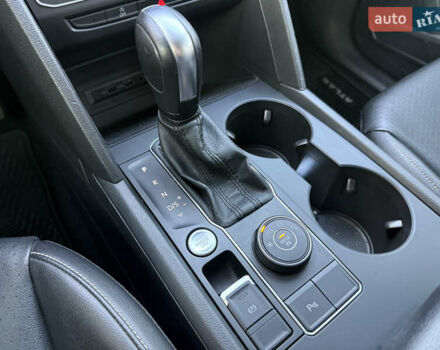 Черный Фольксваген Atlas, объемом двигателя 3.6 л и пробегом 128 тыс. км за 25000 $, фото 17 на Automoto.ua