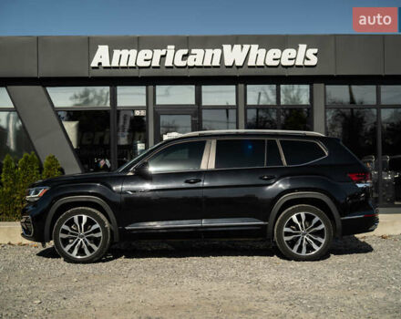 Черный Фольксваген Atlas, объемом двигателя 3.6 л и пробегом 111 тыс. км за 29800 $, фото 3 на Automoto.ua