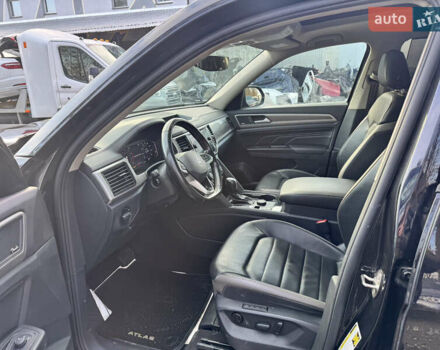 Черный Фольксваген Atlas, объемом двигателя 3.6 л и пробегом 94 тыс. км за 18600 $, фото 12 на Automoto.ua