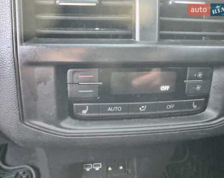 Черный Фольксваген Atlas, объемом двигателя 3.6 л и пробегом 94 тыс. км за 18600 $, фото 27 на Automoto.ua