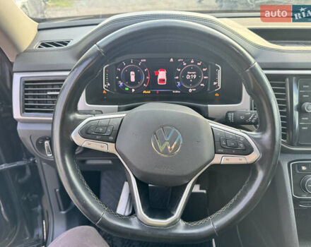 Черный Фольксваген Atlas, объемом двигателя 3.6 л и пробегом 94 тыс. км за 18600 $, фото 21 на Automoto.ua