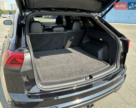 Чорний Фольксваген Atlas, об'ємом двигуна 3.6 л та пробігом 36 тис. км за 32700 $, фото 19 на Automoto.ua