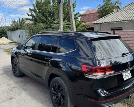 Черный Фольксваген Atlas, объемом двигателя 3.6 л и пробегом 94 тыс. км за 33000 $, фото 1 на Automoto.ua