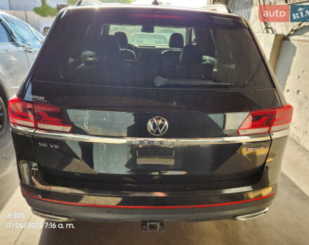 Черный Фольксваген Atlas, объемом двигателя 3.6 л и пробегом 68 тыс. км за 17950 $, фото 3 на Automoto.ua