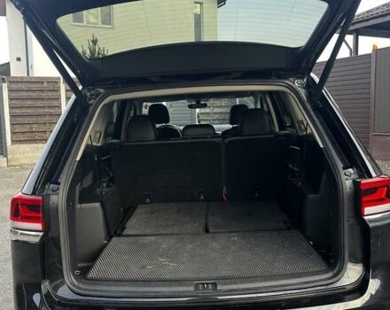 Черный Фольксваген Atlas, объемом двигателя 3.6 л и пробегом 22 тыс. км за 32300 $, фото 11 на Automoto.ua