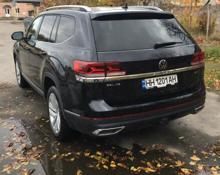 Черный Фольксваген Atlas, объемом двигателя 3.6 л и пробегом 105 тыс. км за 30000 $, фото 2 на Automoto.ua