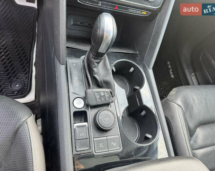 Черный Фольксваген Atlas, объемом двигателя 3.6 л и пробегом 94 тыс. км за 18600 $, фото 19 на Automoto.ua