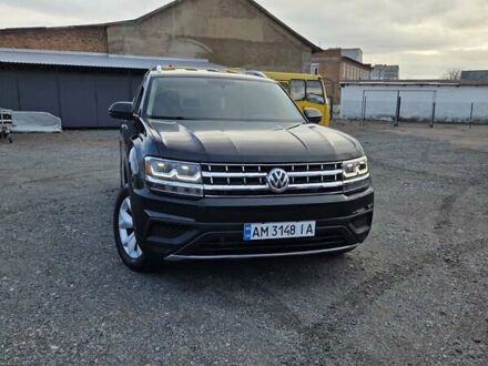 Черный Фольксваген Atlas, объемом двигателя 3.6 л и пробегом 180 тыс. км за 19600 $, фото 1 на Automoto.ua