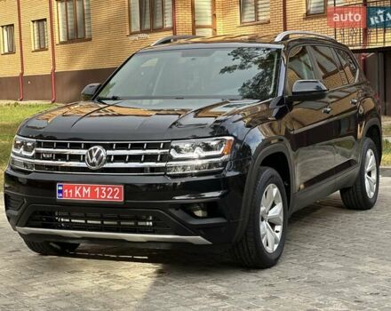 Черный Фольксваген Atlas, объемом двигателя 2 л и пробегом 193 тыс. км за 17950 $, фото 1 на Automoto.ua